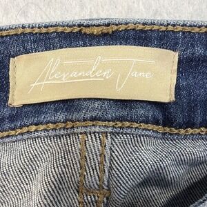 Alexander Jane  Women Jean Mid Rise Stretch Med  Wash Size 20 Wide Leg Raw Hem
